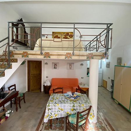 Le_Case_Di_Antonella - Your Holiday In Sicilia Кастелламмаре-дель-Голфо Экстерьер фото